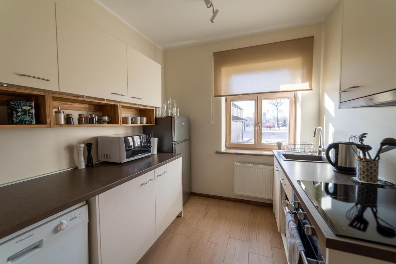 Guest House In Dobele City Center- Pilsetas Maja 外观 照片